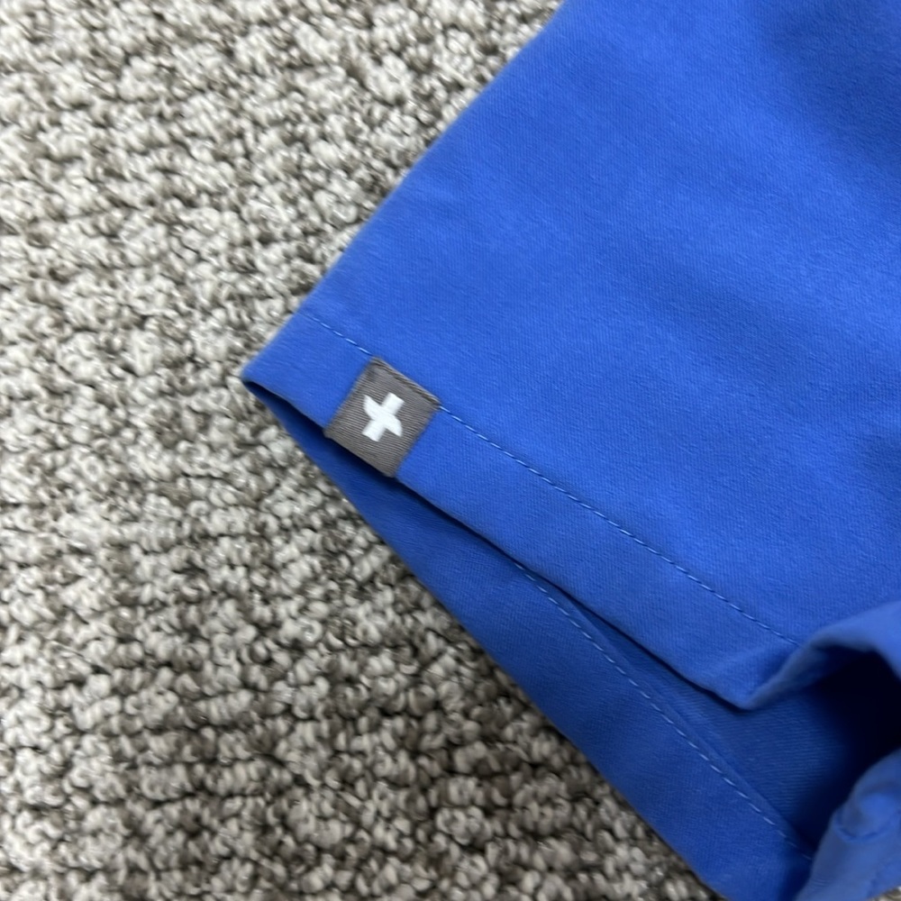 Figs Technical Collection Scrub Top - Picture 4 of 7